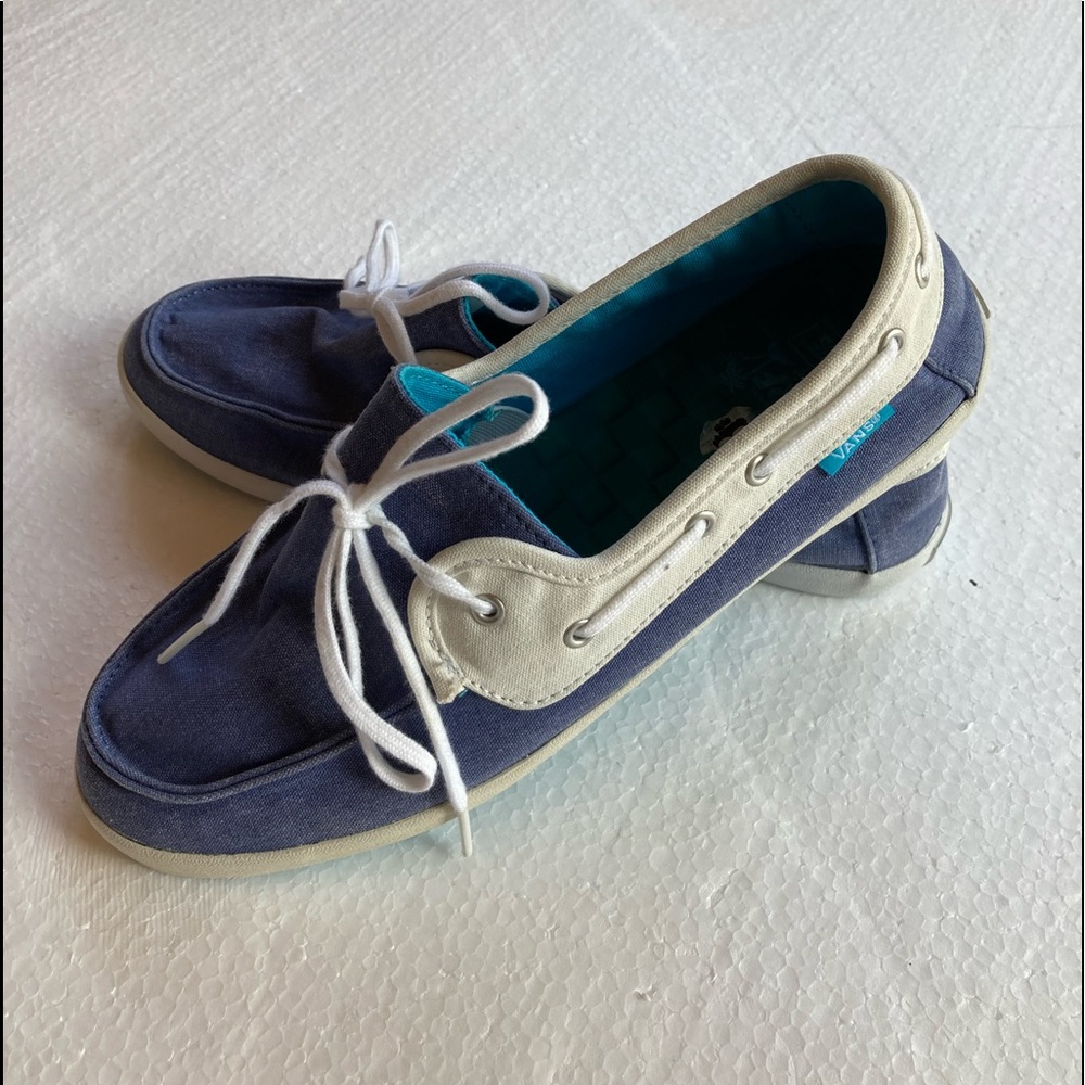 Vans Women's Blue and White Canvas Boat Shoes Size 8